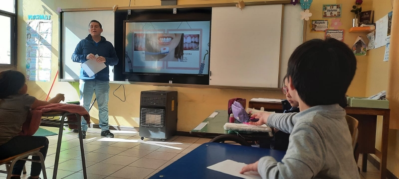 Charla Con Líderes de Salud Bucal